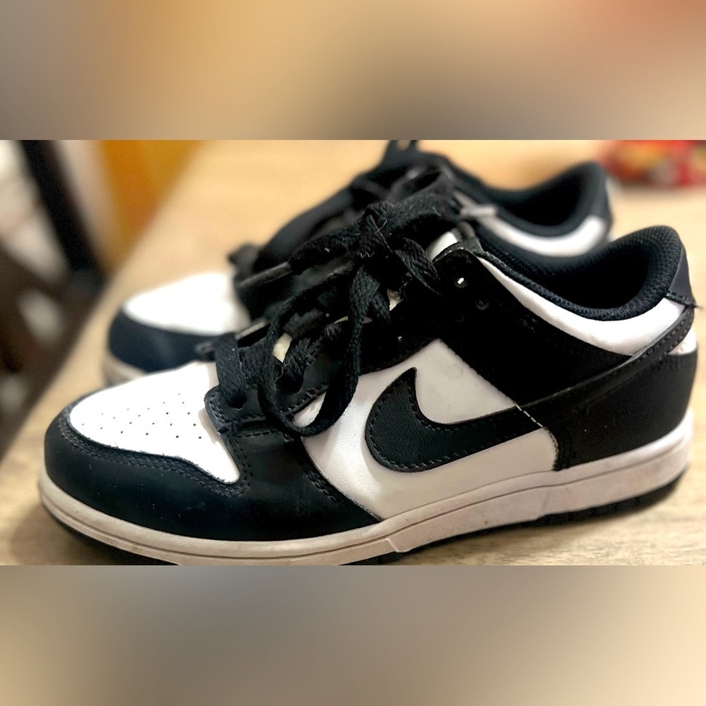 Nike Panda Dunks